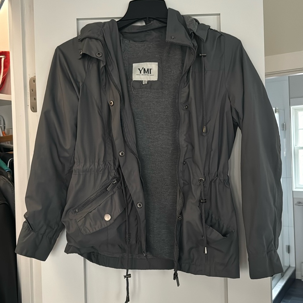 Light weight jacket